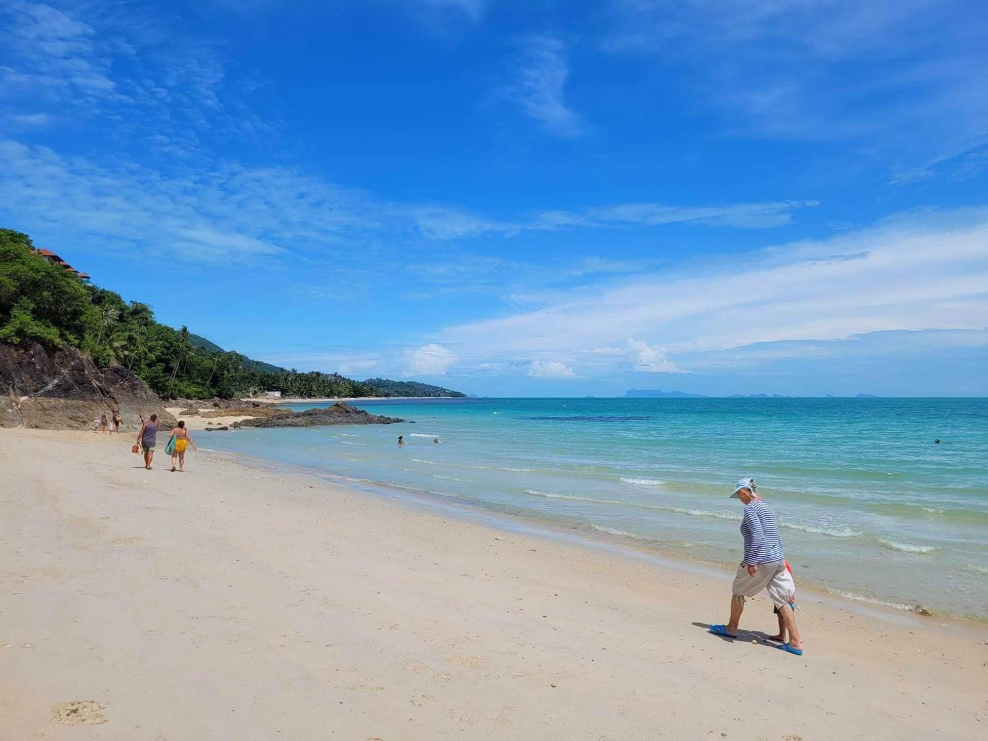 Samui Blue Bird Bed & Breakfast หาดแม่น้ำ ภายนอก รูปภาพ