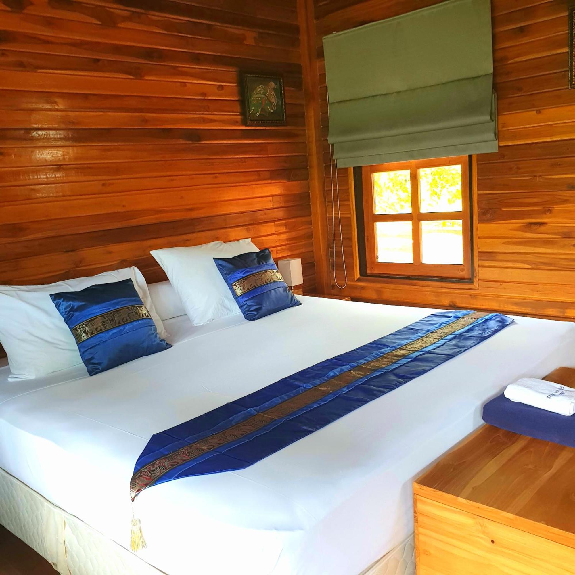 Samui Blue Bird Bed & Breakfast หาดแม่น้ำ ภายนอก รูปภาพ