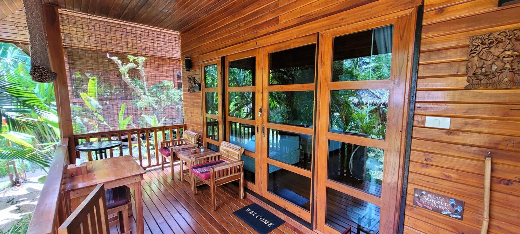 Samui Blue Bird Bed & Breakfast หาดแม่น้ำ ภายนอก รูปภาพ