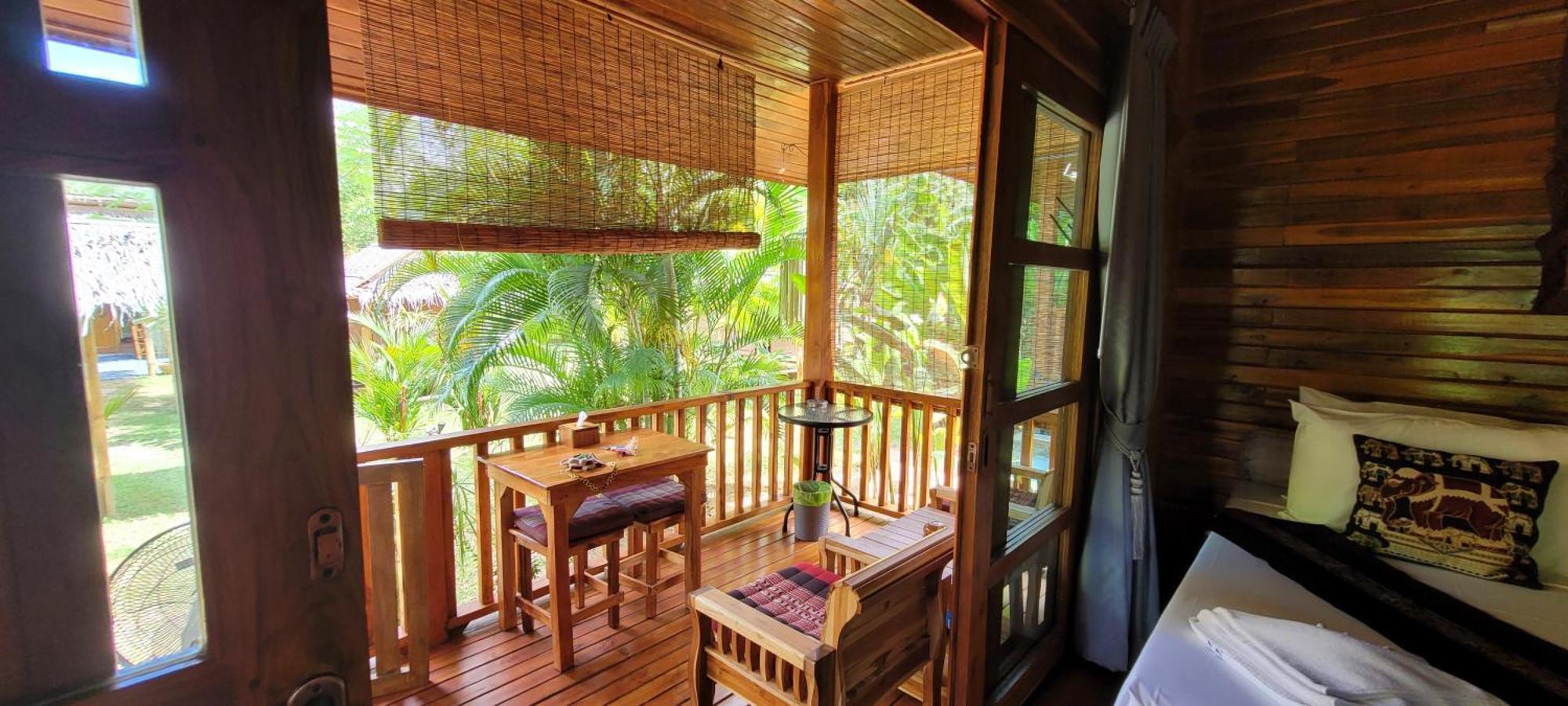 Samui Blue Bird Bed & Breakfast หาดแม่น้ำ ห้อง รูปภาพ