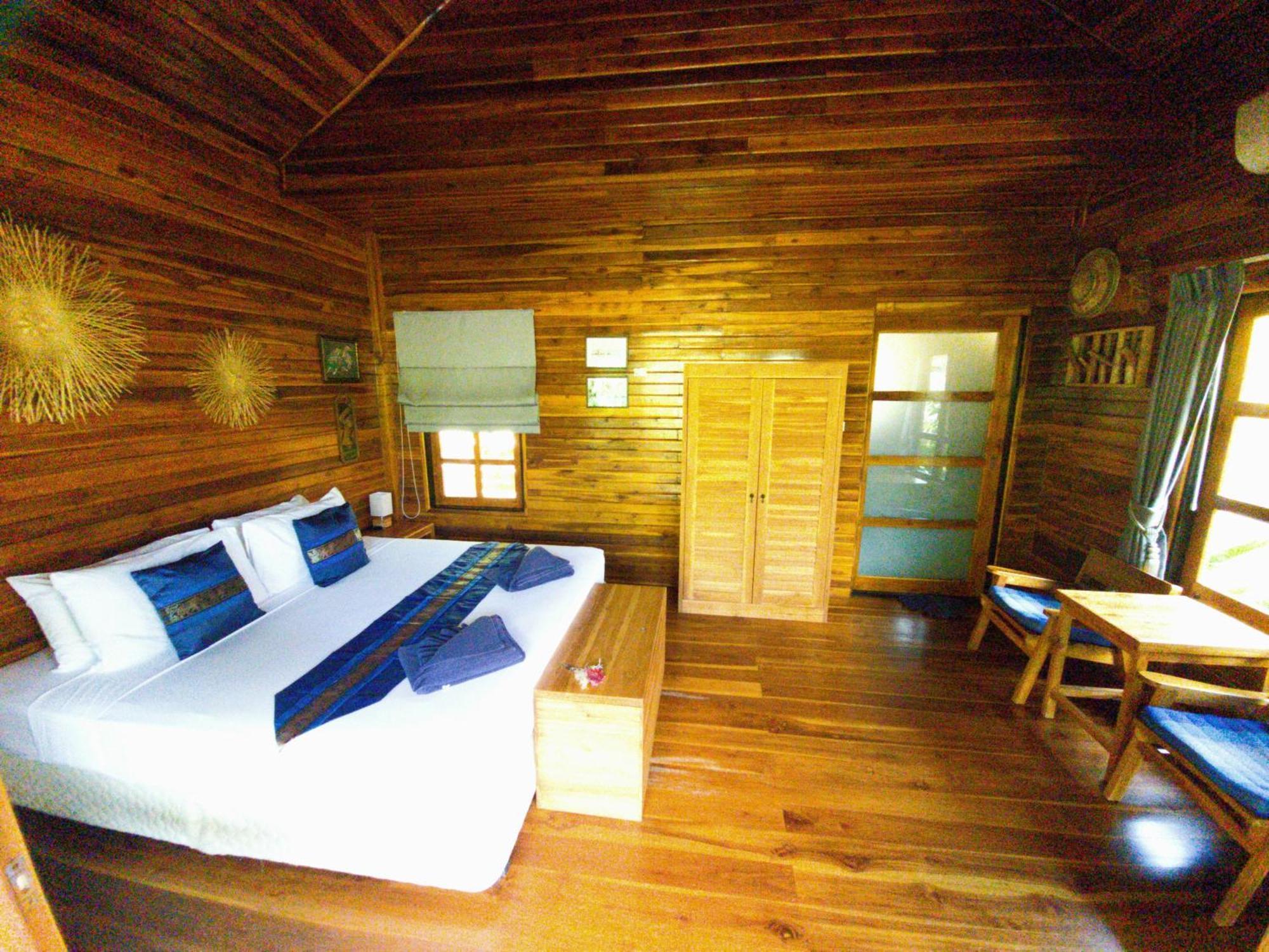Samui Blue Bird Bed & Breakfast หาดแม่น้ำ ห้อง รูปภาพ