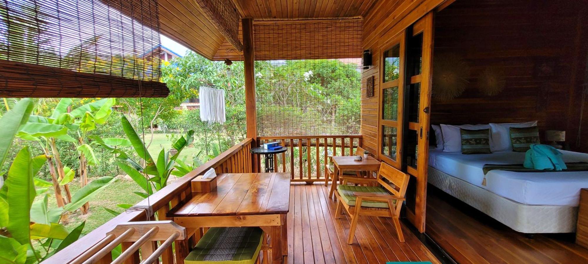 Samui Blue Bird Bed & Breakfast หาดแม่น้ำ ภายนอก รูปภาพ